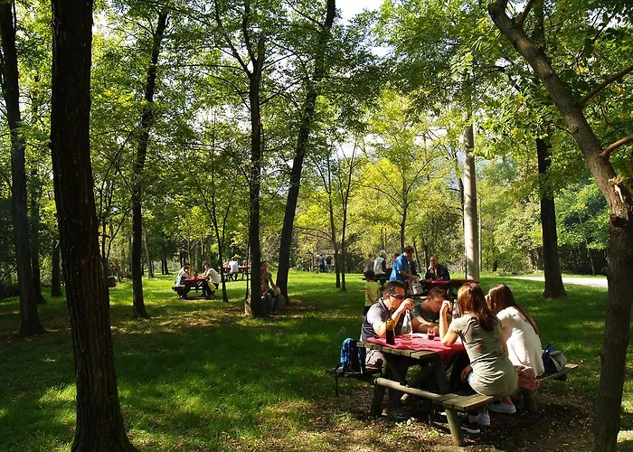 Rurale Parco Di San Floriano Hostel
